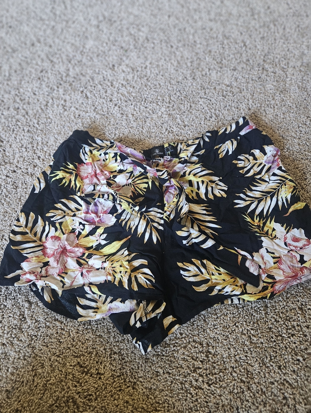Volcom Black Tropical Floral Women's Shorts